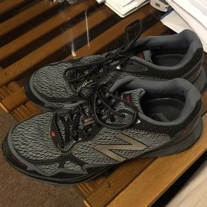 Size 13 New Balance 910 V2. Gently worn